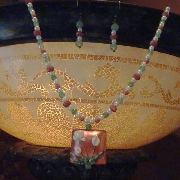 Original necklace and earring set with Grace Lampwork focal in two styles - Picture 8 of 8